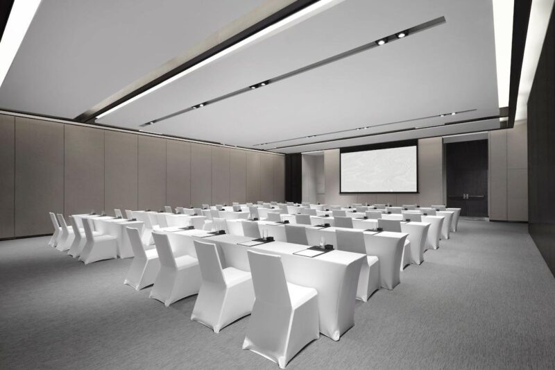 Ballroom 08