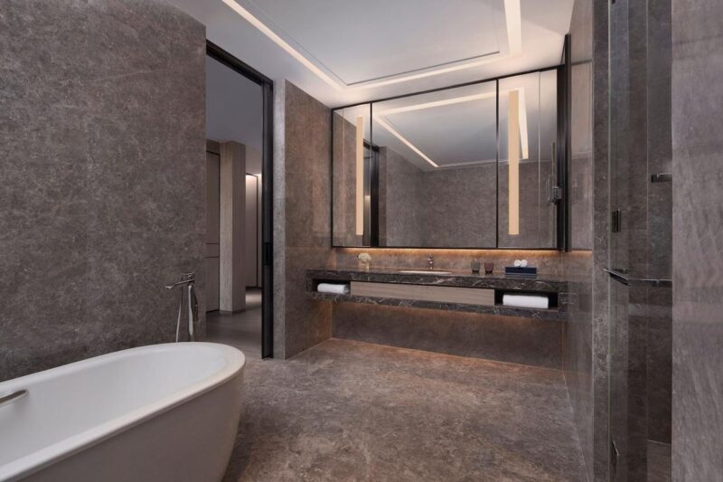 Hotel Bathroom 04