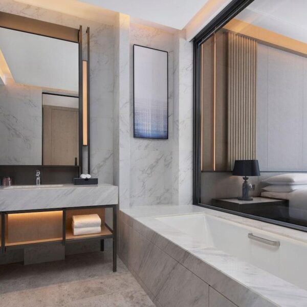 Hotel Bathroom 05