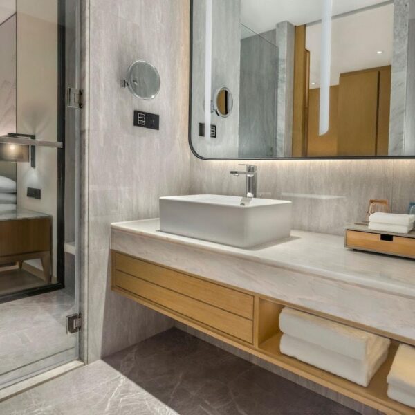 Hotel Bathroom 13