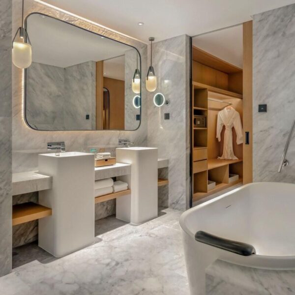 Hotel Bathroom 14