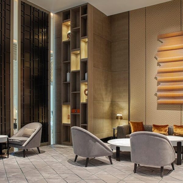 Hotel Lobby 10