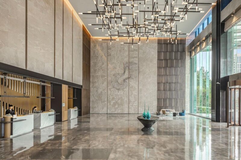 Hotel Lobby 21