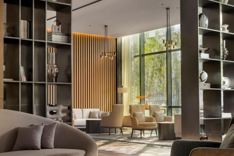 Hotel Lobby 22