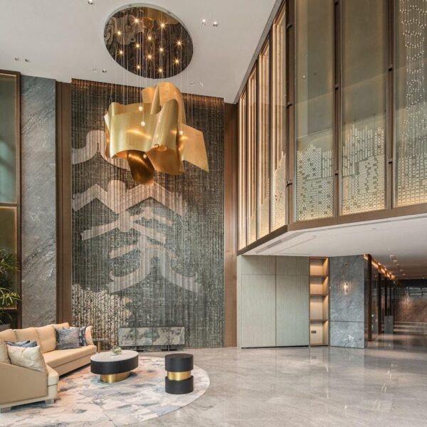 Hotel Lobby 31