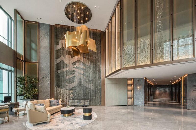 Hotel Lobby 31