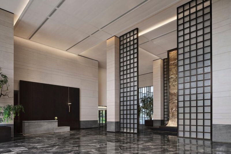 Hotel Lobby 37
