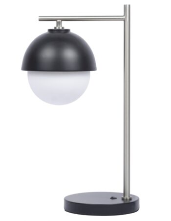 courtyard-desk-lamp